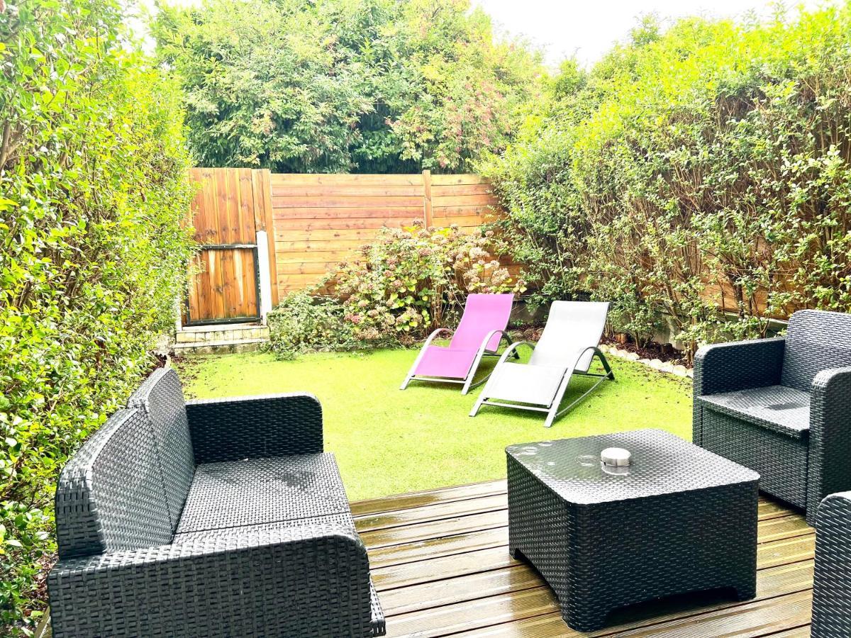 Ferienwohnung Loasis Calais Exterior foto